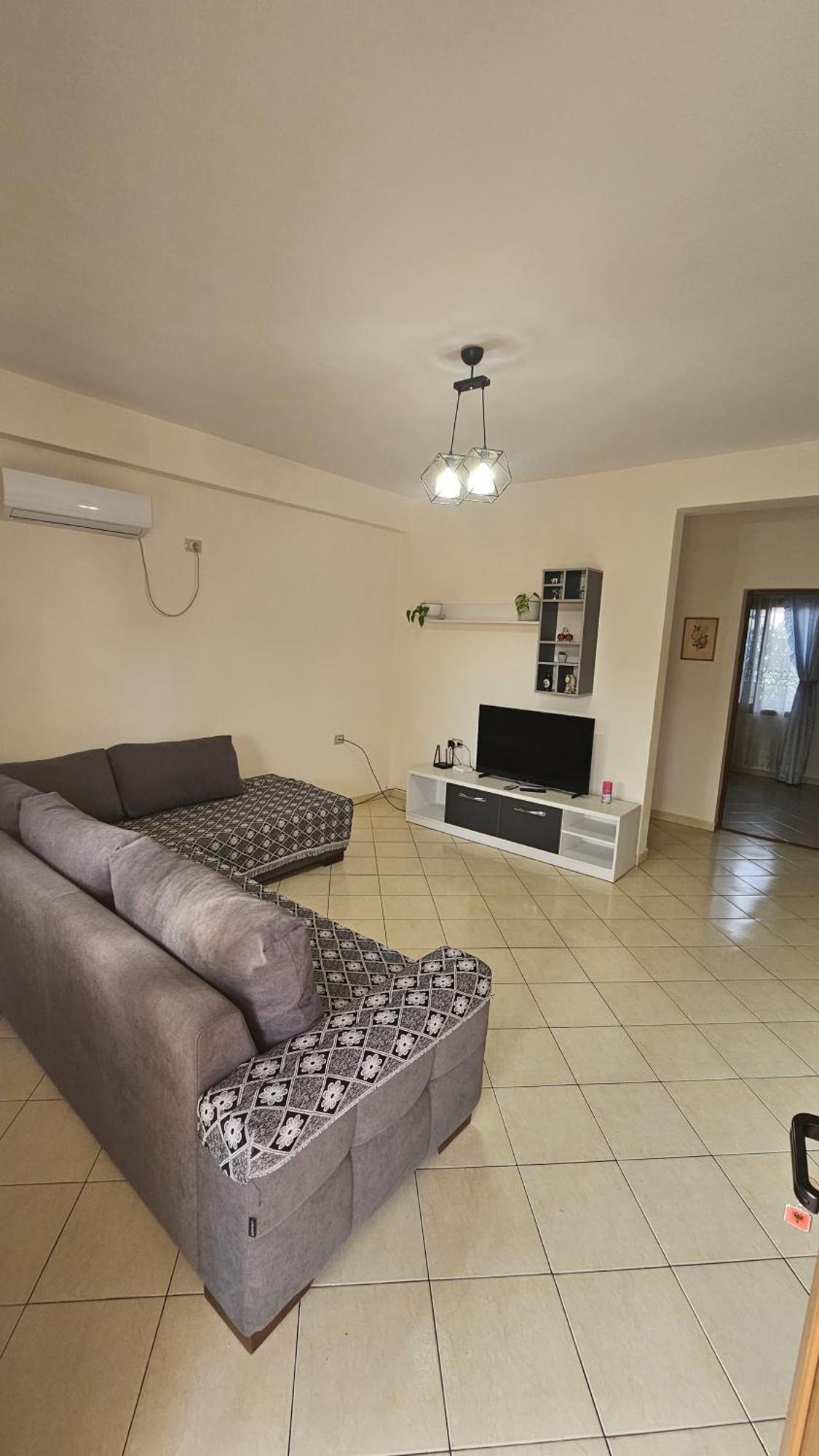 Vila Roan Vlore Luaran gambar