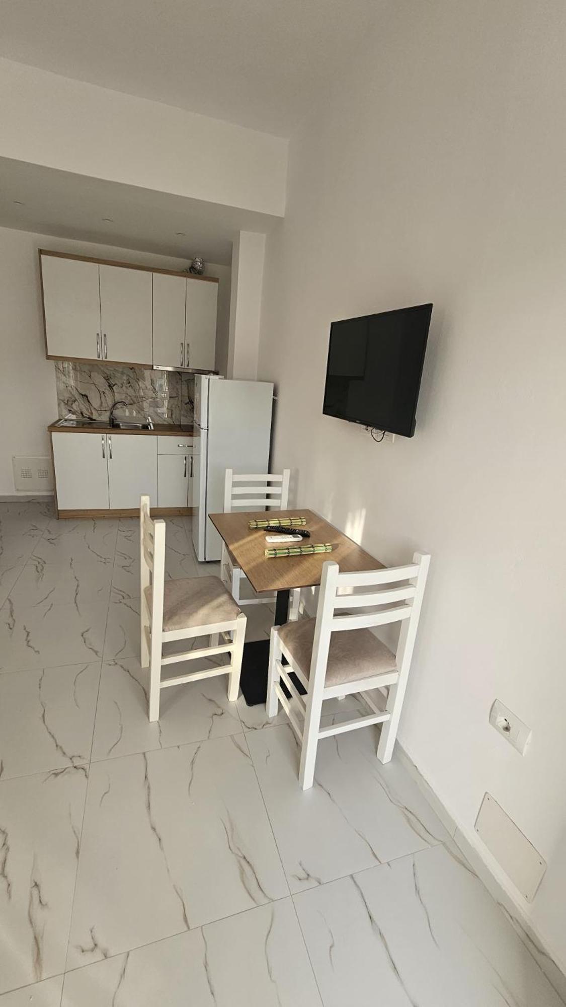 Vila Roan Vlore Luaran gambar