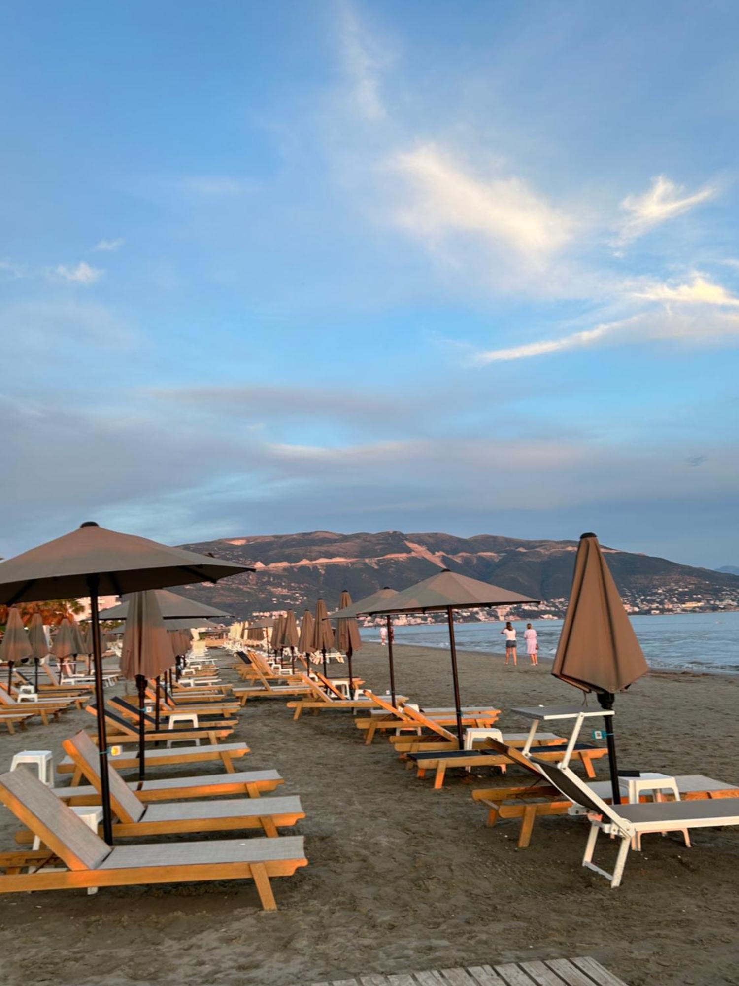 Vila Roan Vlore Luaran gambar