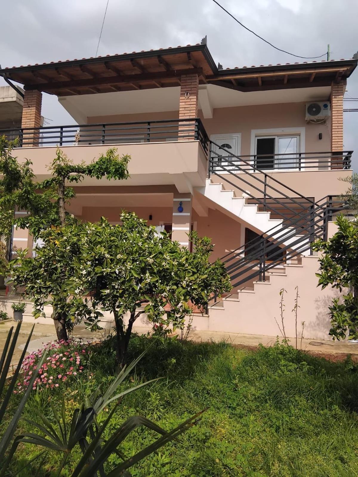 Vila Roan Vlore Luaran gambar